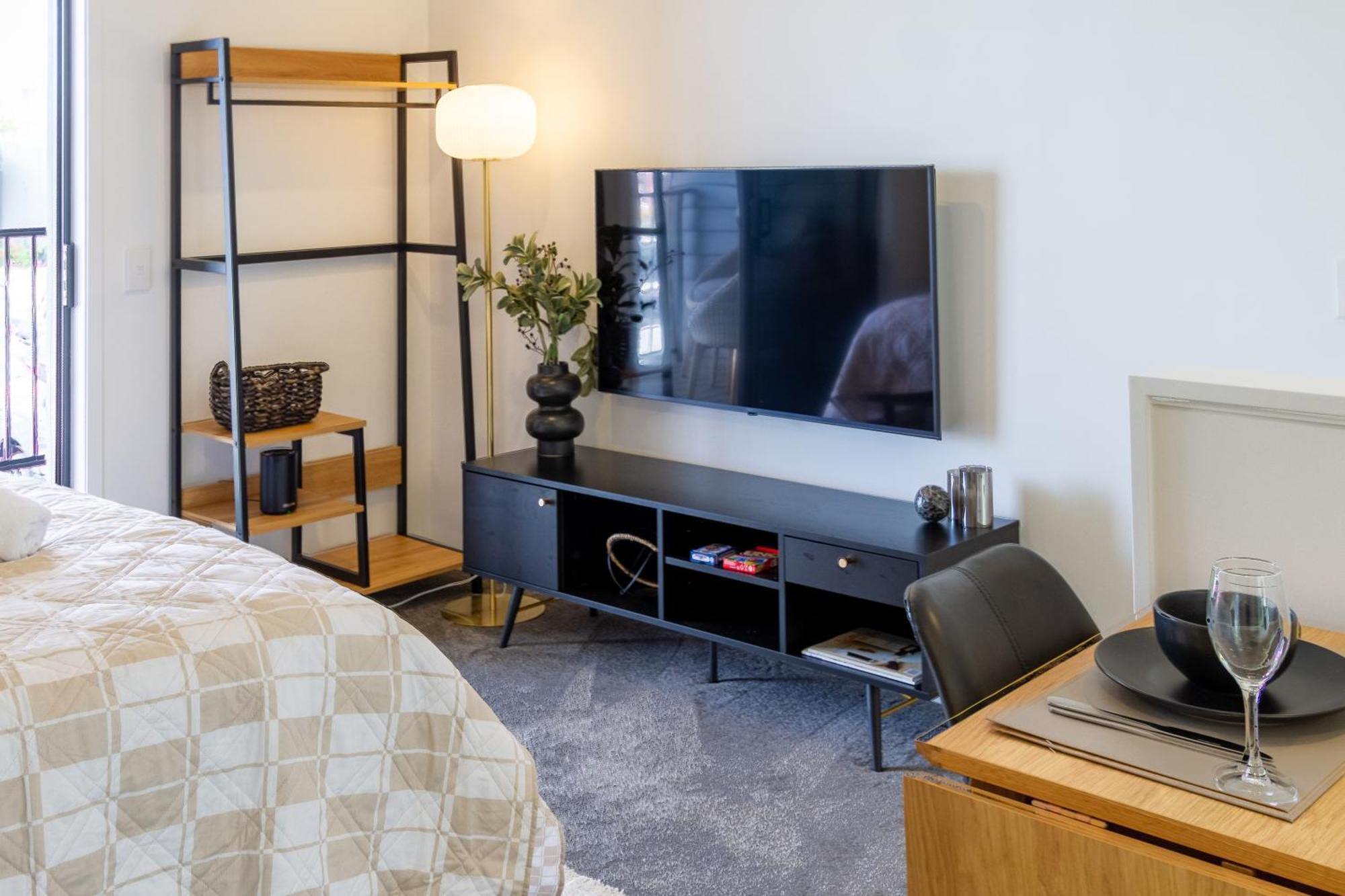 Prime Locale: Studio With Balcony Christchurch Kültér fotó